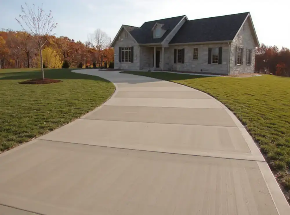 Driveways in Waukee, Iowa — The right mix for the winter